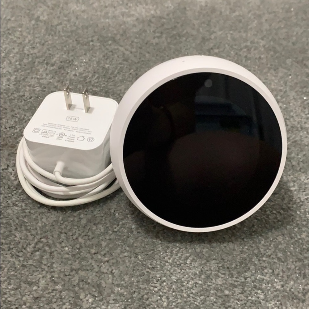 Amazon echo spot